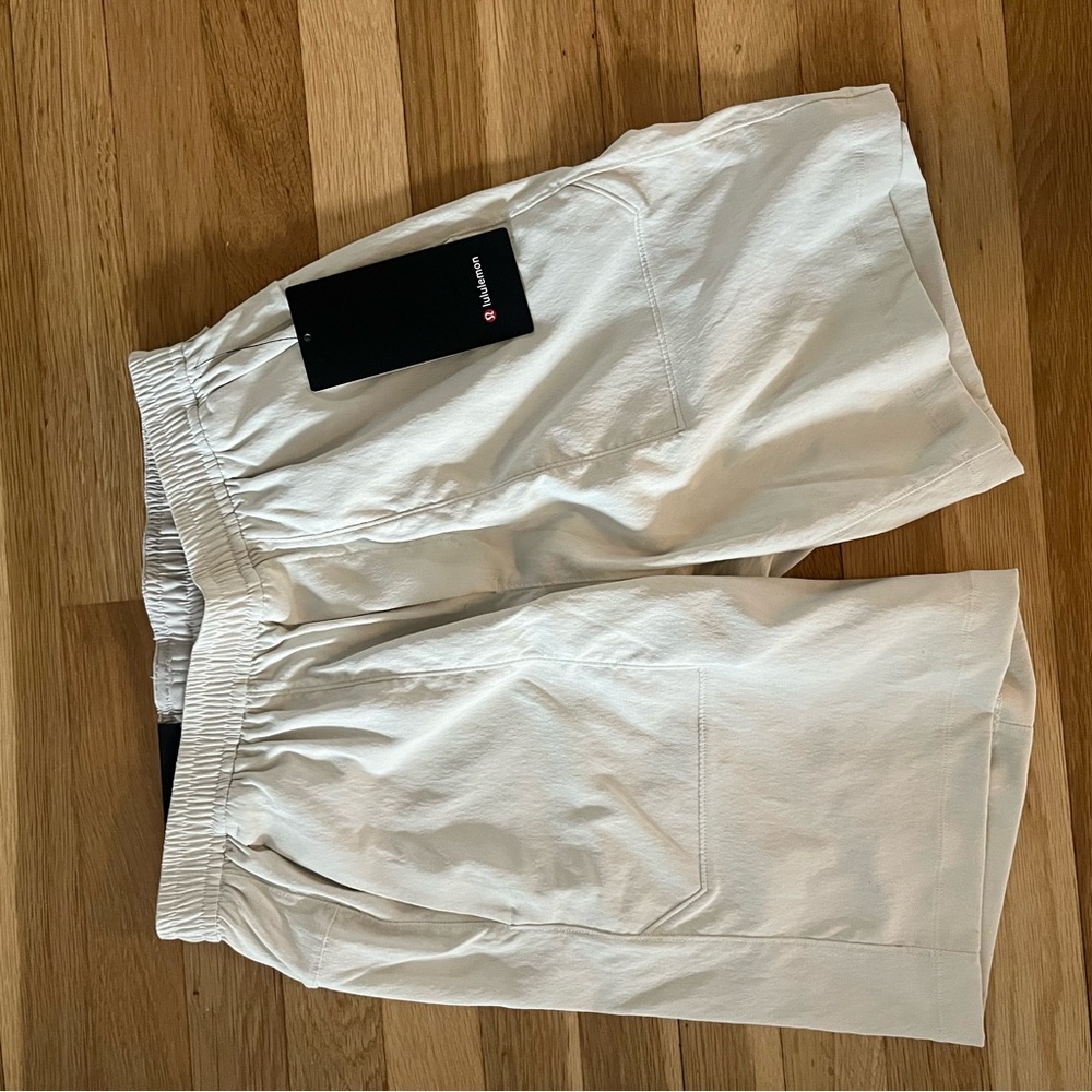 lululemon men’s bowline shorts